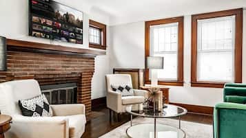 Rumah | 4 kamar tidur dan internet