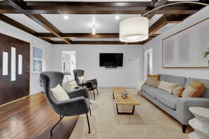 House | 4 bilik tidur, Internet 