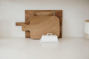 House | 4 bedrooms, Internet - Mediterranean Modern Steps to Beach Dining w Spa (Carlsbad)