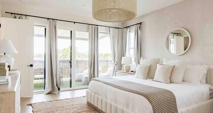 Mediterranean Modern Steps to Beach Dining w Spa