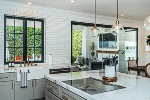 House | 5 bedrooms, Internet - Spacious 5 BR Near Heart of South Park (San Diego)