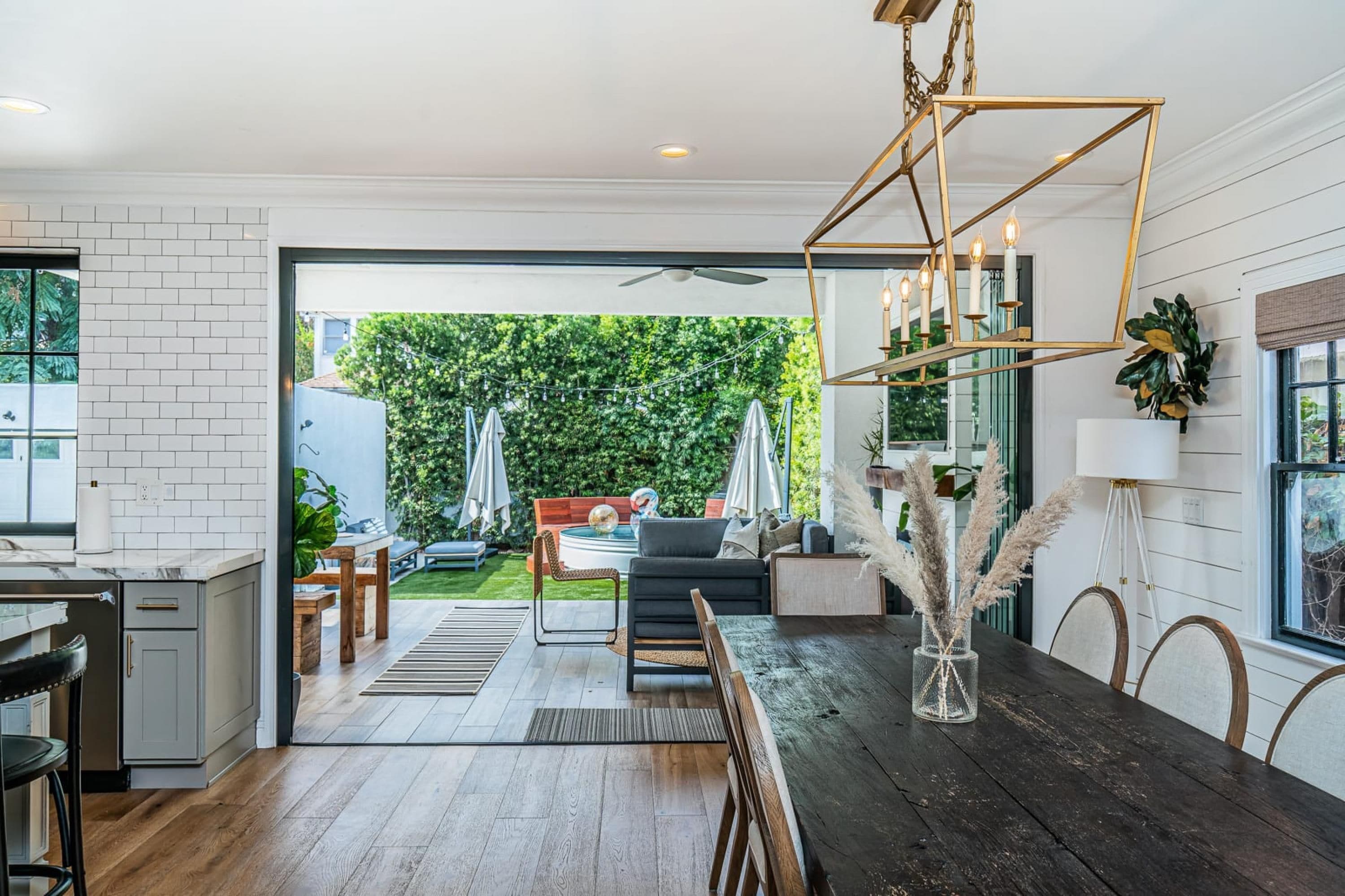 House | 5 bedrooms, Internet