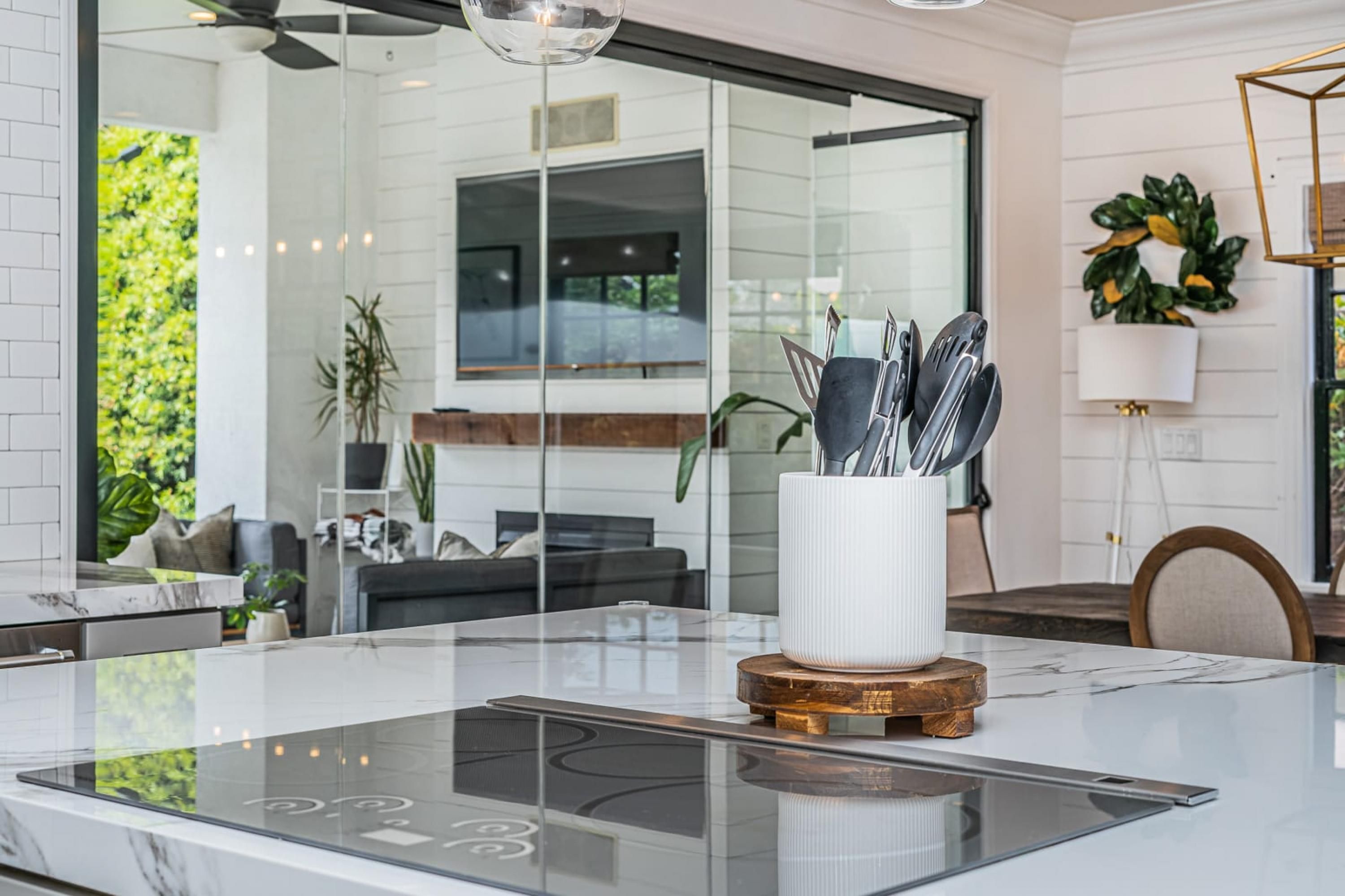 House | 5 bedrooms, Internet