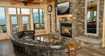 Skyline Splendor Luxe Retreat With Breathtaking Views Over Downtown Gatlinburg