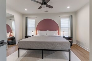 4 bedrooms, WiFi, bed sheets