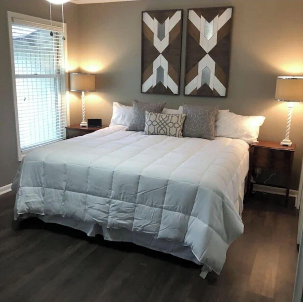 4 dormitorios, tabla de planchar con plancha, wifi gratis y ropa de cama