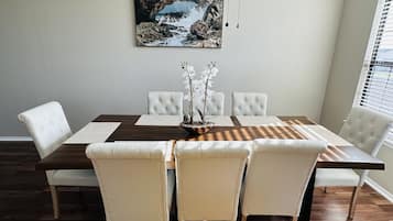 8 عدّة غرف نوم