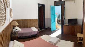 Phòng tiện nghi đơn giản, không hút thuốc, cao tầng | Truy cập Internet không dây miễn phí