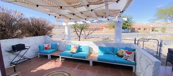 Charming 2-bedroom house with WiFi, AC in welcoming Yucca Valley