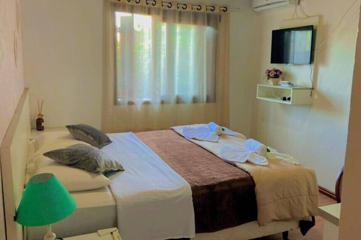 Wifi gratis y ropa de cama