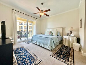 2 bedrooms, desk, free WiFi, bed sheets - #523 2 bed poolside unit with majestic beach views (Pass Christian)