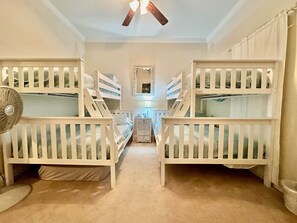 2 bedrooms, desk, free WiFi, bed sheets