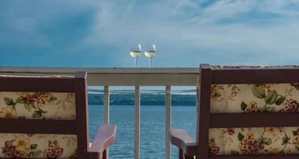 Sunset Paradise Cottage