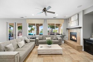 TV, fireplace - Desert Oasis in Palm Springs/Indio, California (Indio)