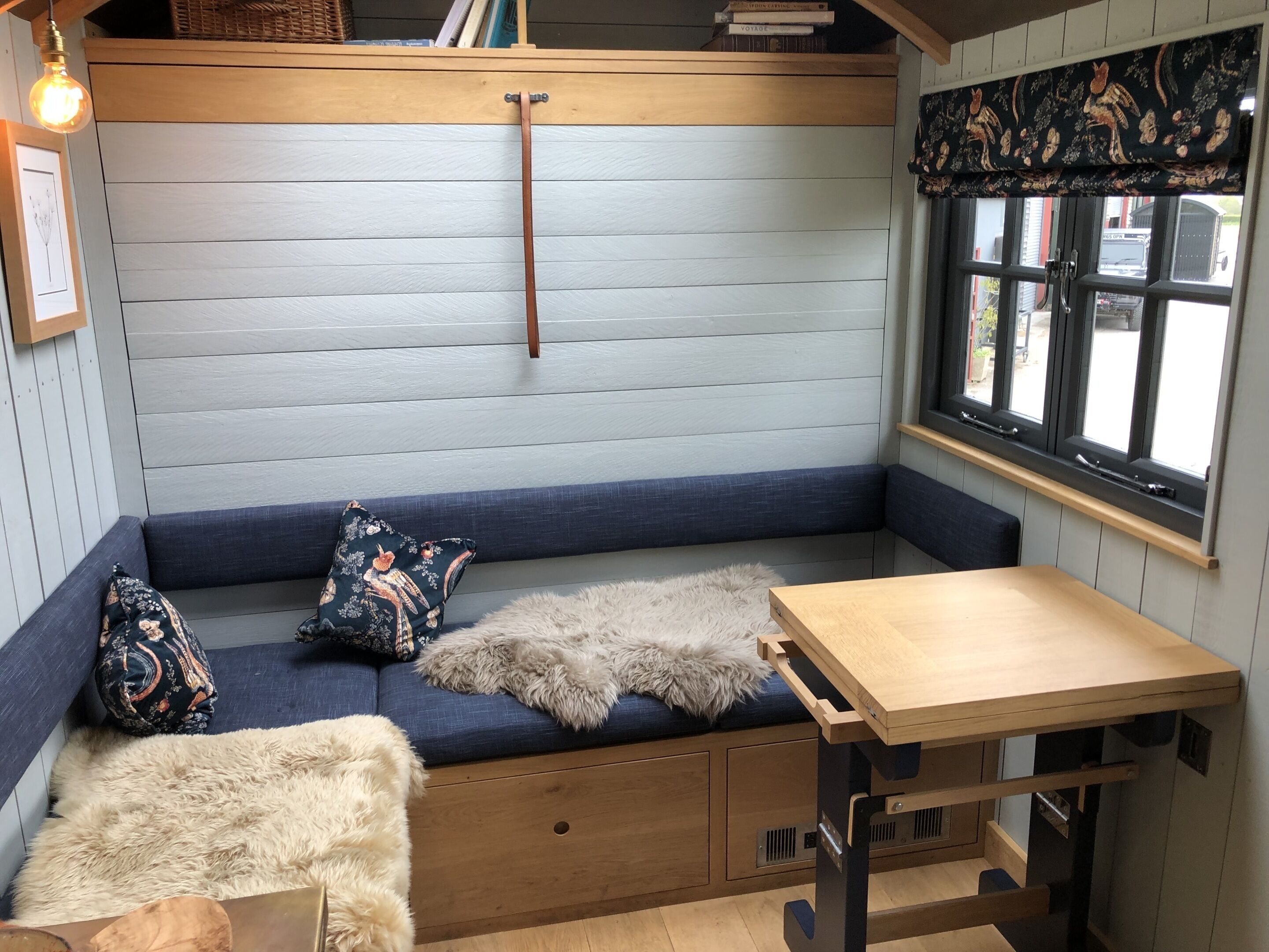 Shepherd Huts A The Butchers Arms Sheepscombe - Gloucestershire
