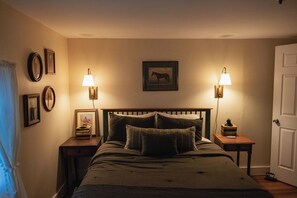 4 habitaciones, escritorio, tabla de planchar con plancha y wifi gratis 