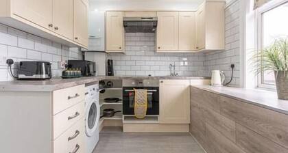 Holiday apartment Coventry for 1 - 6 persons with 3 bedrooms - Row house