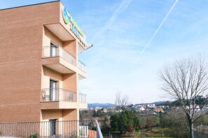 Exterior - Bed and Breakfast Equitare Rural  (Miranda do Corvo)