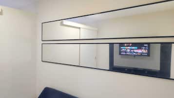 1 bedroom, laptop workspace, free WiFi