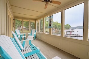 Property grounds - Mallard Point, Dock, Gentle Shoreline, lily pad (Lake ozark)