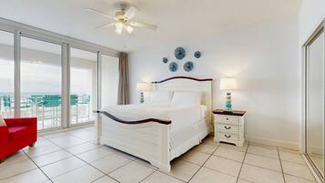 2 bedrooms, iron/ironing board, internet, bed sheets