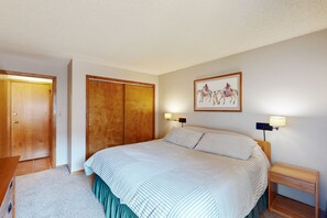 1 bedroom, internet, bed sheets