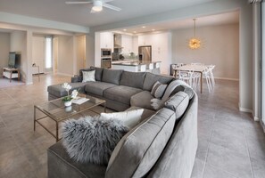 Smart TV, fireplace, DVD player, books - Your Happy Place - Desert Retreat with 4BD Pool, Spa, Firepit 31 days (Bermuda Dunes)