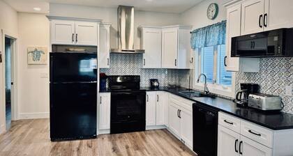 Ocean Lakes, Luxurious 1600 sqft, 3Bed, 2.5 Bath