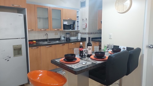 One bedroom apartment in Guayana City with WiFi, A/A, kitchen and living room.