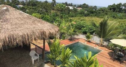 Tropical villa with view of the Atlantic Ocean