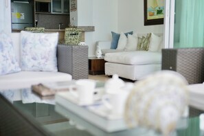 Smart-tv och en stereo