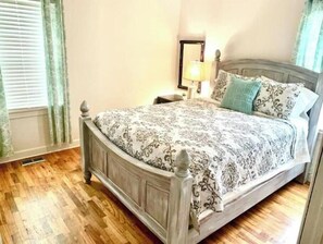 3 habitaciones, tabla de planchar con plancha y wifi gratis 
