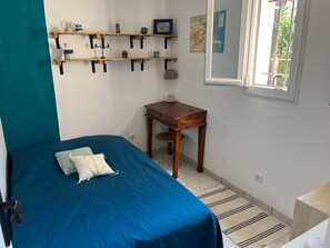 3 bedrooms, free WiFi, bed sheets - Maison à 250m de la Plage ! (Sainte-Marie-la-Mer)