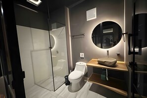 Apartament | Bany | Articles de tocador gratuïts, assecador de cabells, tovalloles i sabó