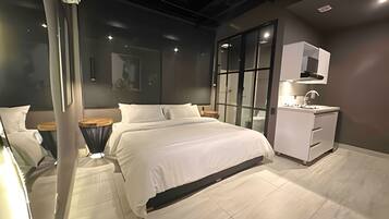 Apartament | 1 dormitori, cortines opaques i planxa i posts de planxar