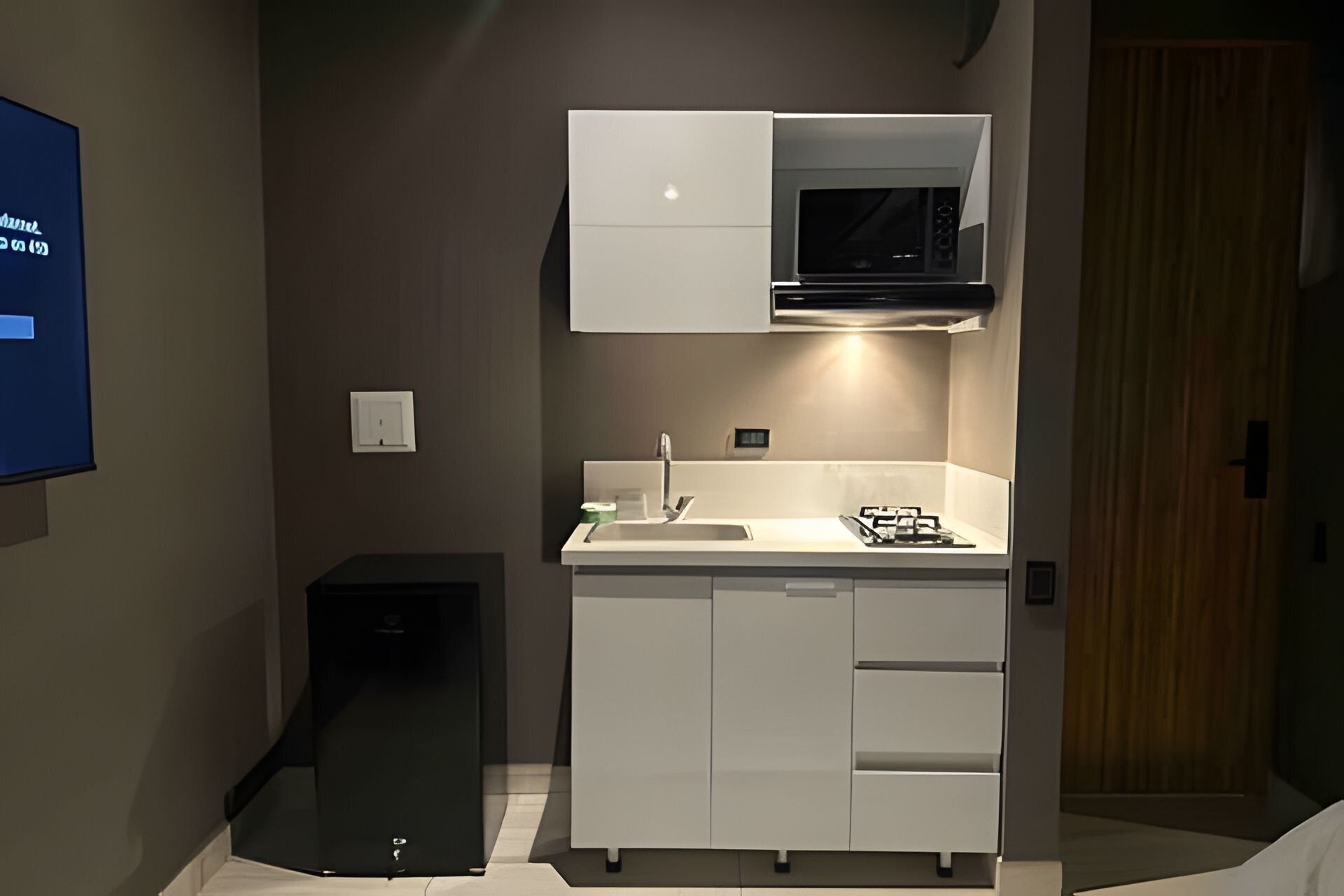 Apartment | Private kitchen | Mini-fridge, microwave, stovetop, dishwasher