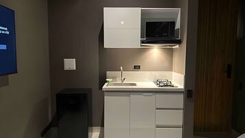 Apartment | Private kitchen | Mini-fridge, microwave, stovetop, dishwasher