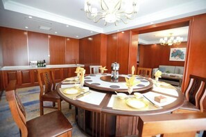 Restaurant - Baicheng Hexiang Hotel (Civic Plaza Haiming East Road Pedestrian Street Store) (Baicheng)