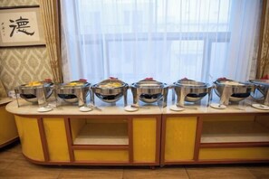 Restaurant - Baicheng Hexiang Hotel (Civic Plaza Haiming East Road Pedestrian Street Store) (Baicheng)