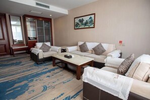 Room - Baicheng Hexiang Hotel (Civic Plaza Haiming East Road Pedestrian Street Store) (Baicheng)