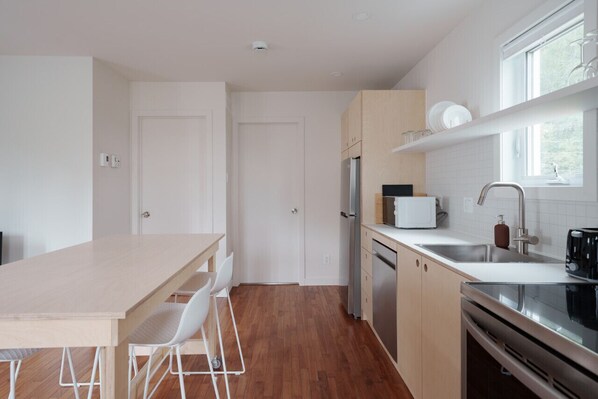 Private kitchen - ÖST cottage in Shefford (Shefford)