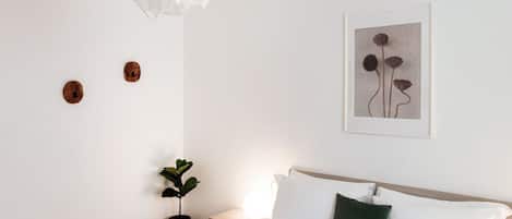 2 habitaciones, tabla de planchar con plancha, wifi y ropa de cama