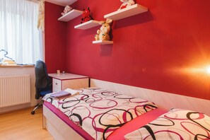 4 habitaciones, wifi y ropa de cama