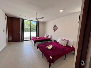 Huis, patio, uitzicht op tuin | 2 slaapkamers, een strijkplank/strijkijzer, gratis wifi, beddengoed