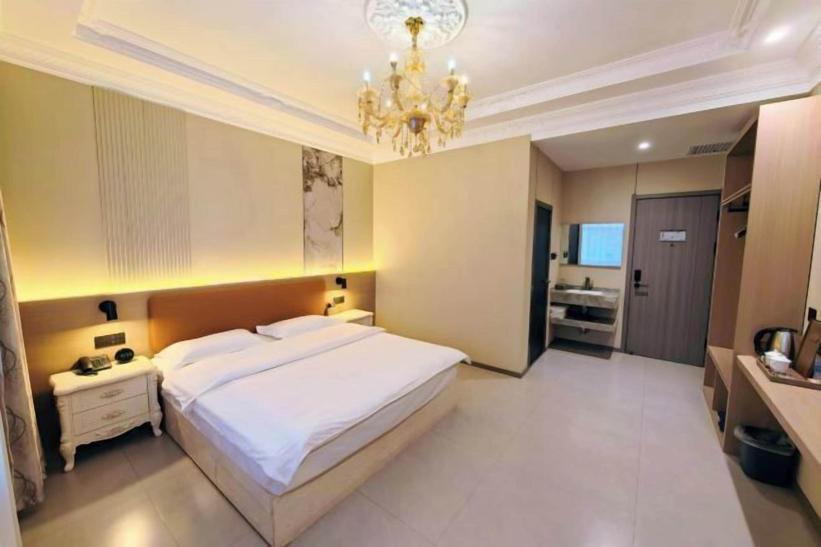 Room. Pengcheng Holiday Hotel