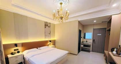 Pengcheng Holiday Hotel
