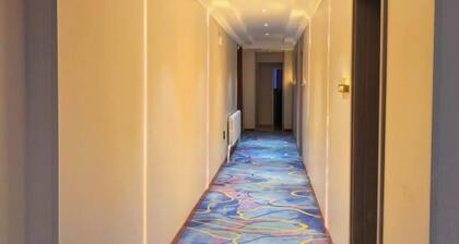 Pengcheng Holiday Hotel