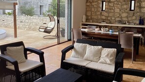Villa familiare, vista piscina | Vista dalla camera