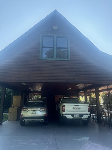  Coffey's Cove.  Cozy apartment in charming Collettsville NC