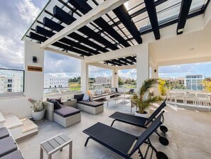 Terrace/patio - 3A New, elegant and just steps from the beach

 (Bayahibe)